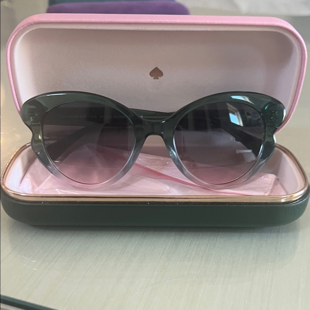 Kate Spade Green frame sunglasses